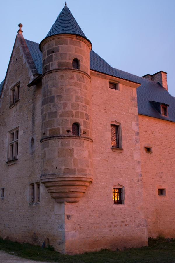 Chateau De Bois Charmant Les Nouillers Exteriör bild