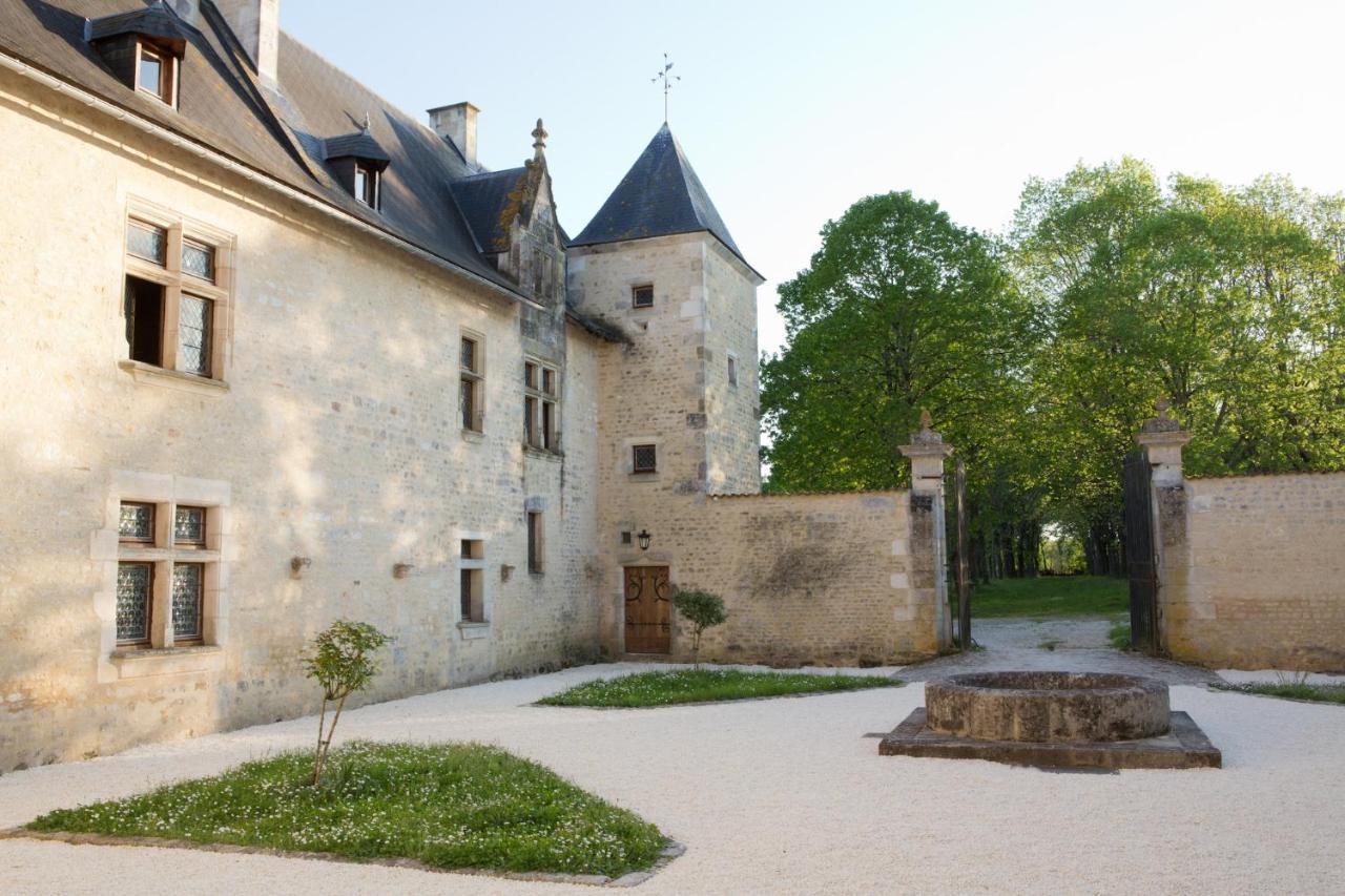 Chateau De Bois Charmant Les Nouillers Exteriör bild