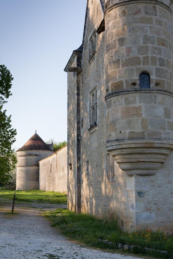 Chateau De Bois Charmant Les Nouillers Exteriör bild